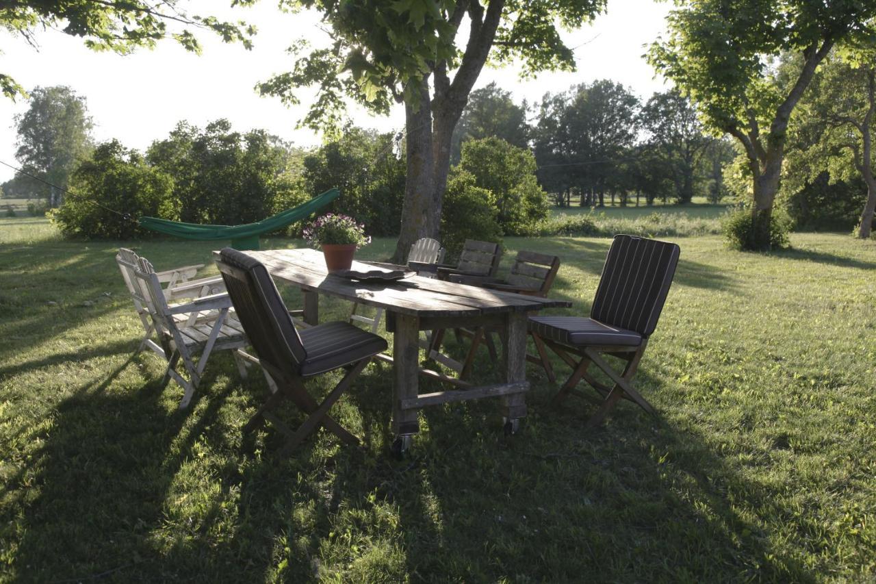 Stora Mellings Gard Bed and Breakfast Klintehamn Eksteriør billede